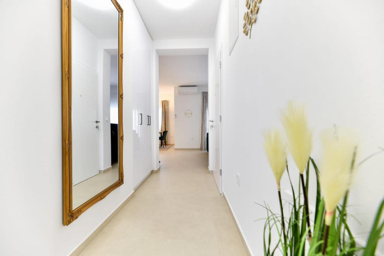 Family Apartment Amare 扎达尔 外观 照片