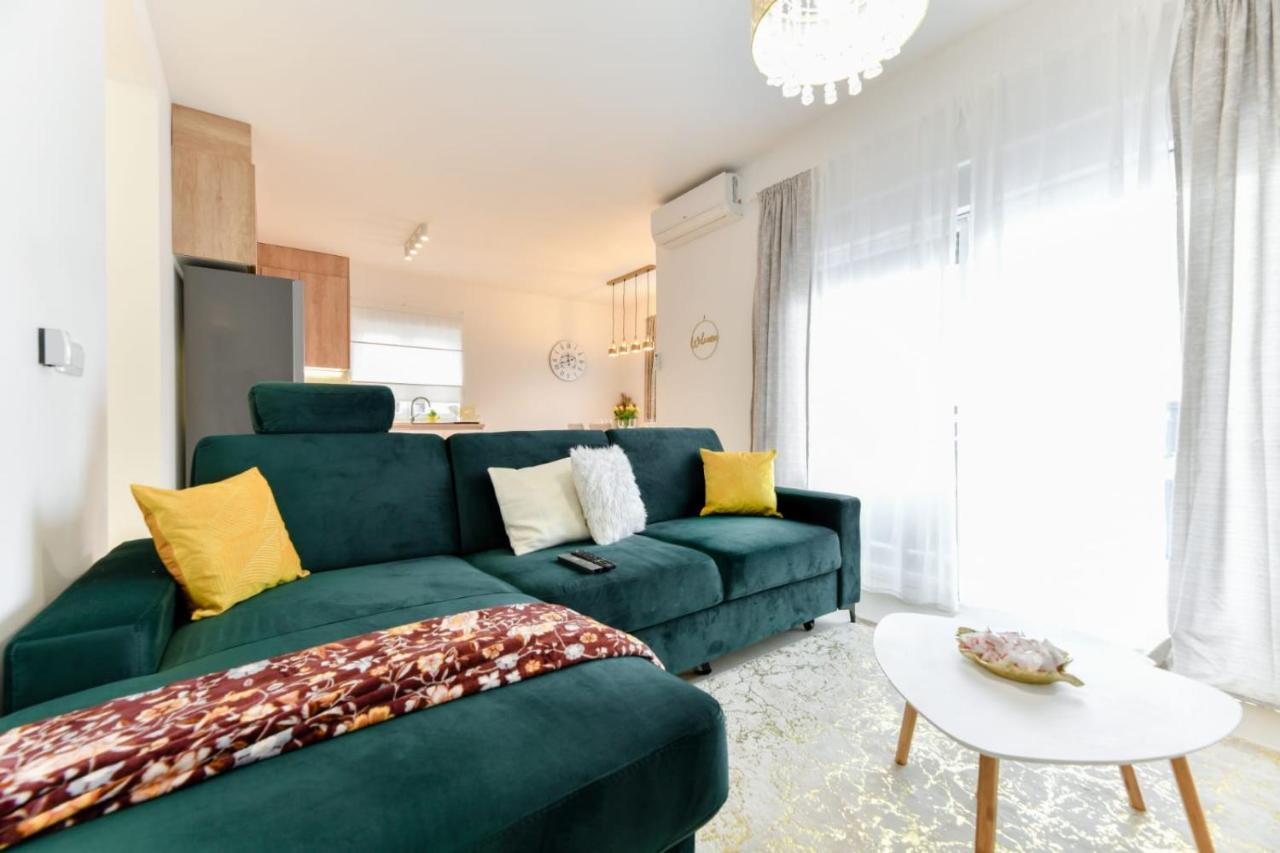 Family Apartment Amare 扎达尔 外观 照片
