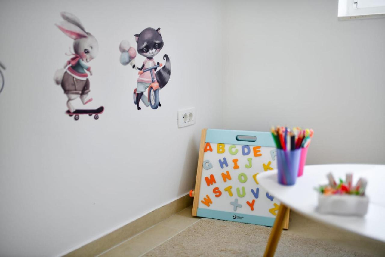 Family Apartment Amare 扎达尔 外观 照片