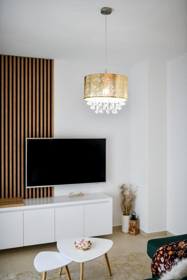 Family Apartment Amare 扎达尔 外观 照片