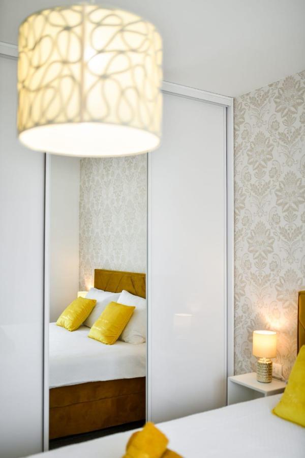 Family Apartment Amare 扎达尔 外观 照片