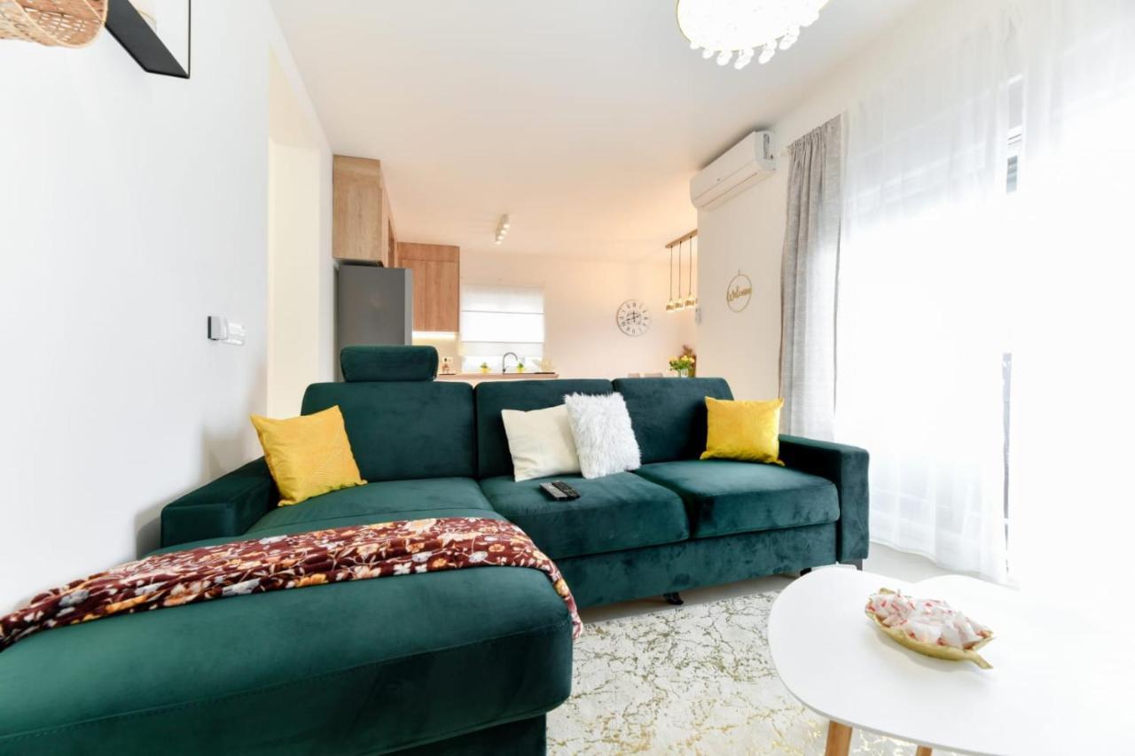 Family Apartment Amare 扎达尔 外观 照片