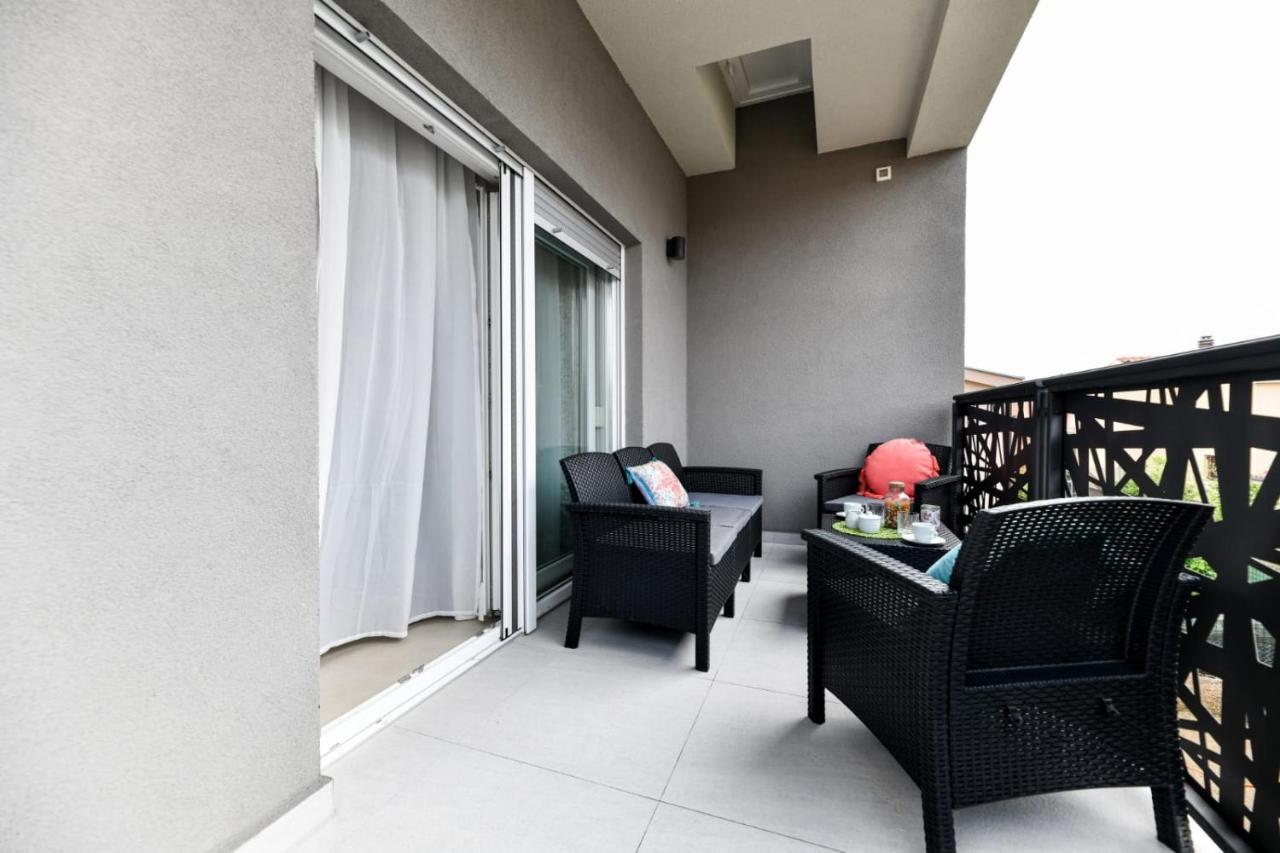 Family Apartment Amare 扎达尔 外观 照片