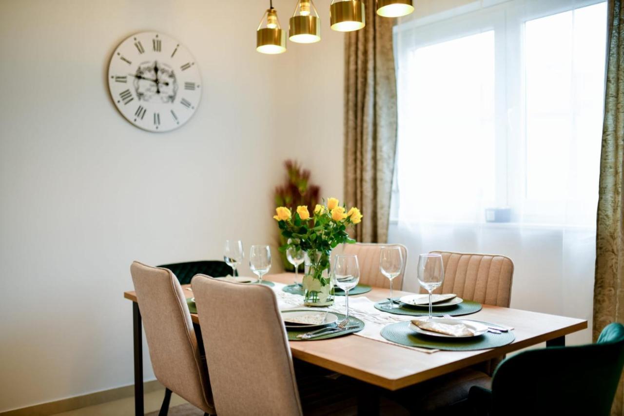 Family Apartment Amare 扎达尔 外观 照片