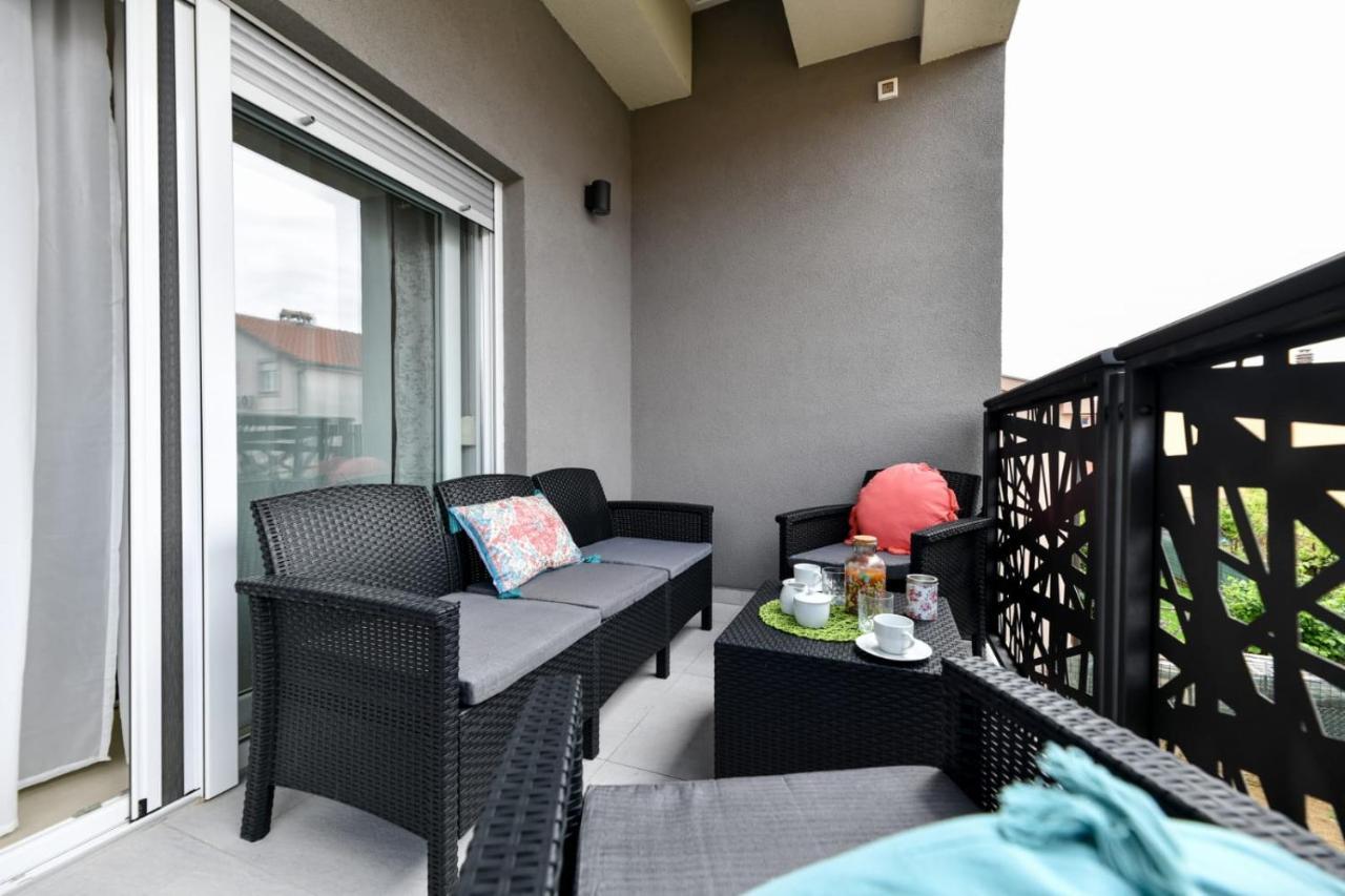Family Apartment Amare 扎达尔 外观 照片